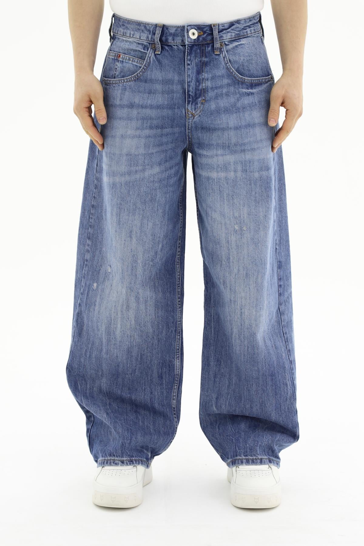 Yıkama Efektli Yırtık Detay Baggy Jean Pantolon