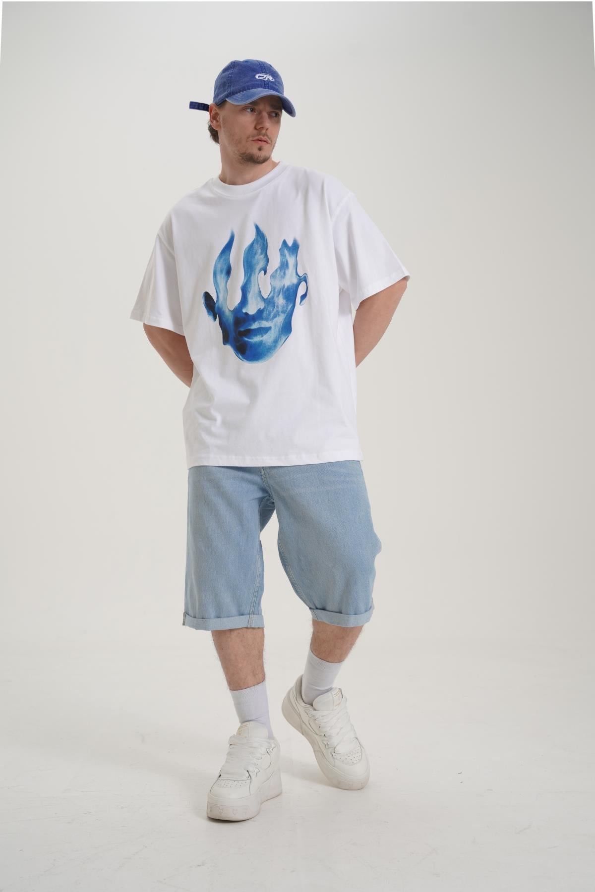 Fire Baskılı Beyaz Oversize Tshirt CT01 MRT26047