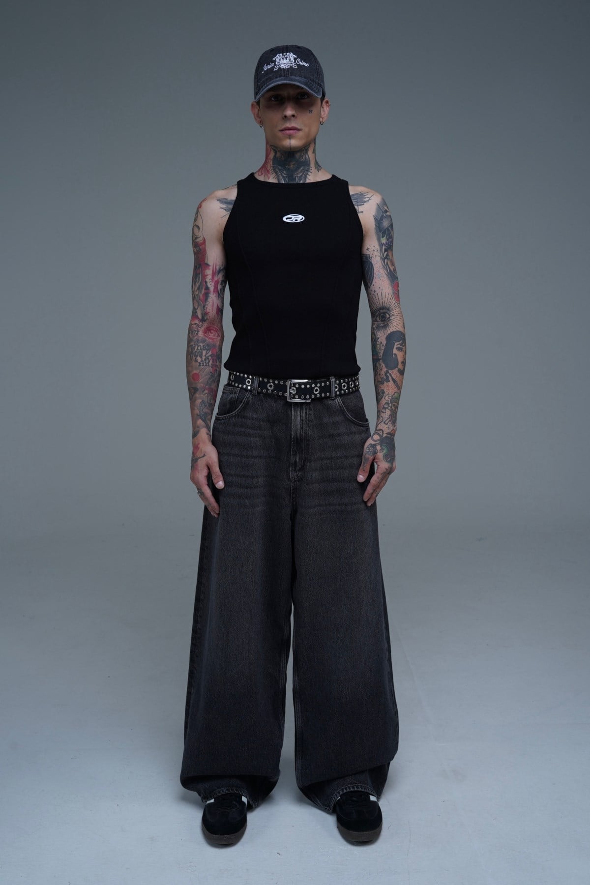 Yıkama Efektli Füme Superbaggy Jean Pantolon