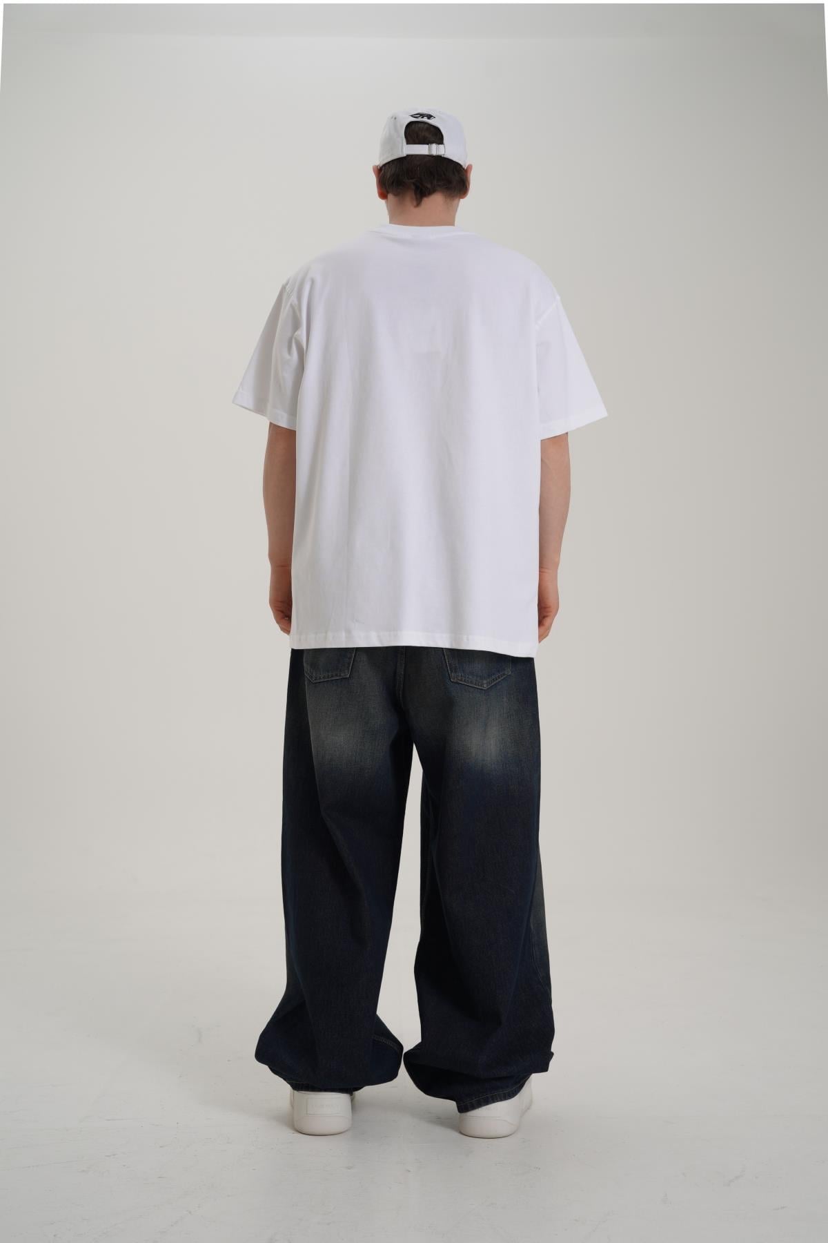 Face Baskılı Beyaz Oversize Tshirt CT01 MRT26010/1