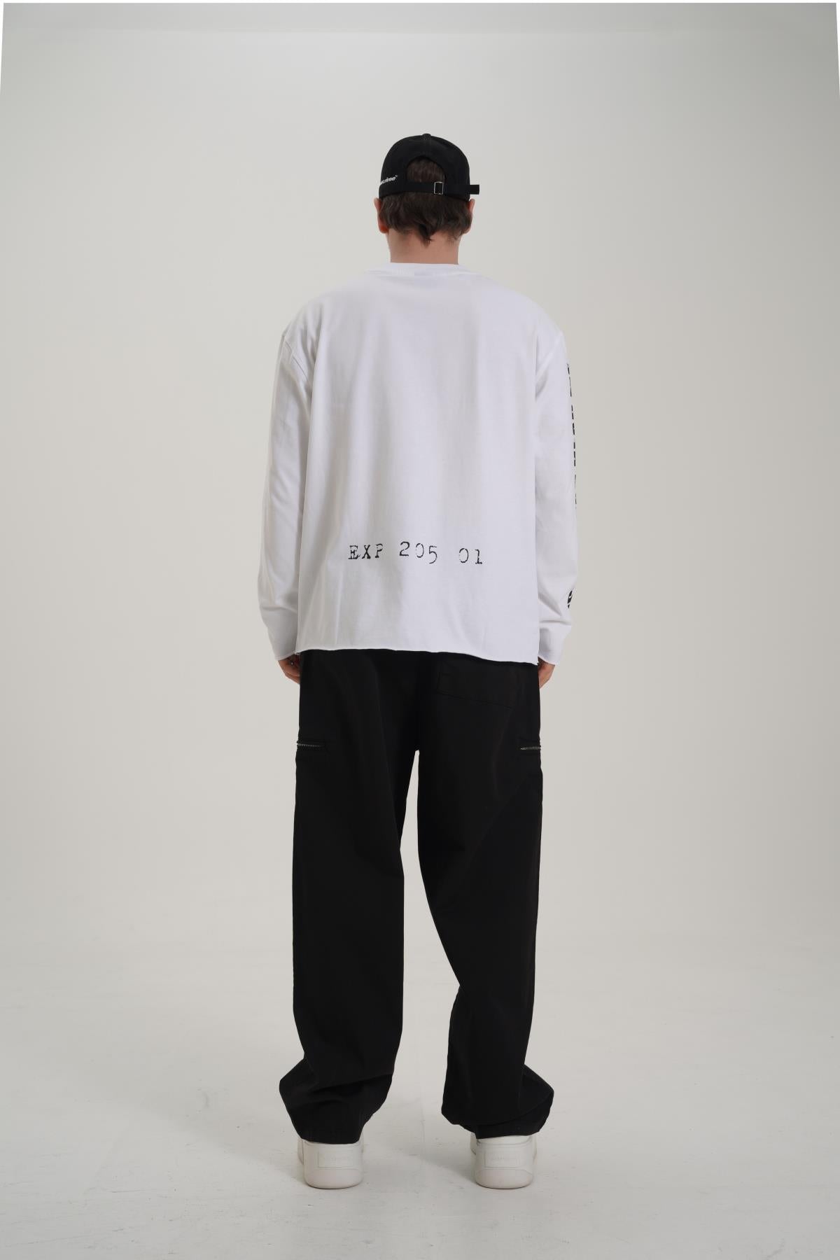 Kol Baskılı Beyaz Oversize Longsleeve CT01 26CK012