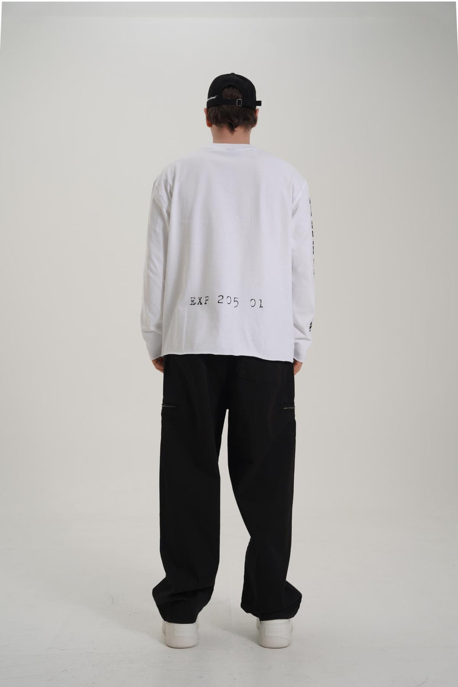 Kol Baskılı Beyaz Oversize Longsleeve CT01 26CK012