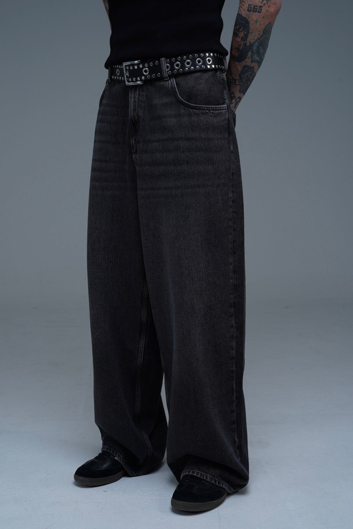 Yıkama Efektli Füme Superbaggy Jean Pantolon