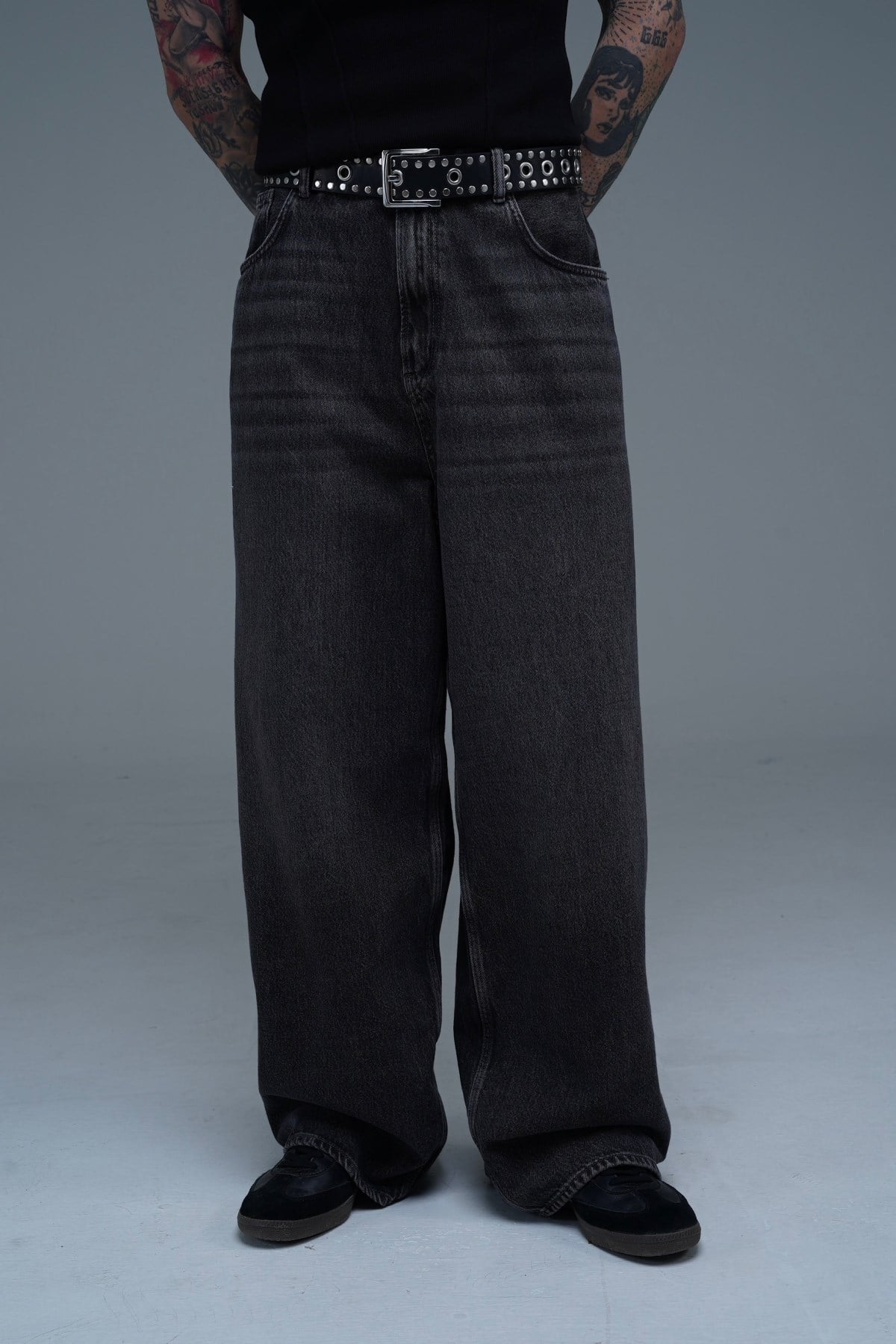 Yıkama Efektli Füme Superbaggy Jean Pantolon