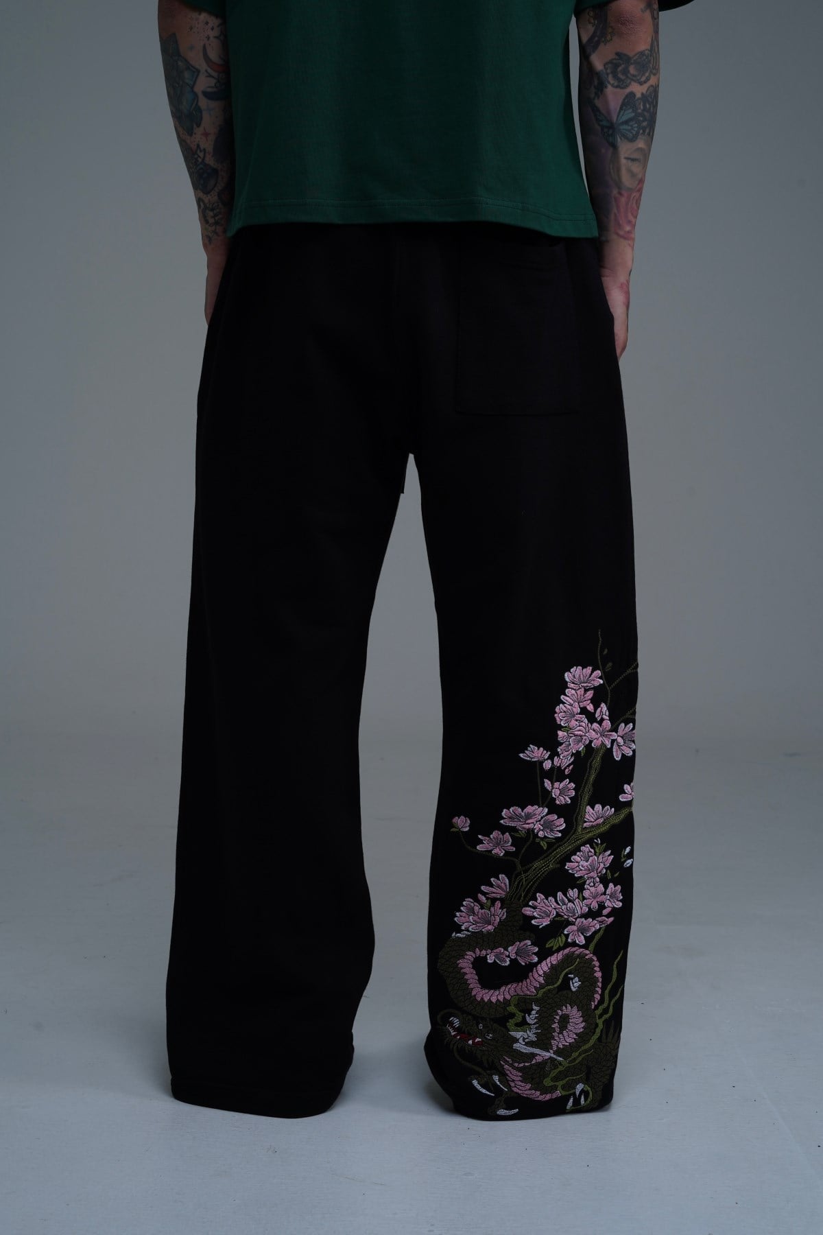 Pink Dragon Nakışlı Siyah Baggy Eşofman MHL01
