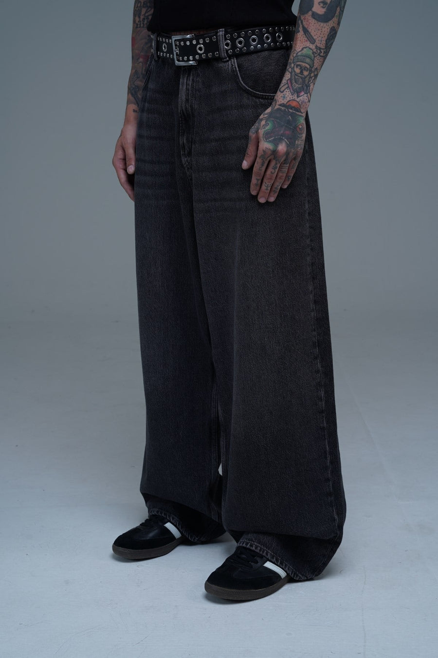Yıkama Efektli Füme Superbaggy Jean Pantolon
