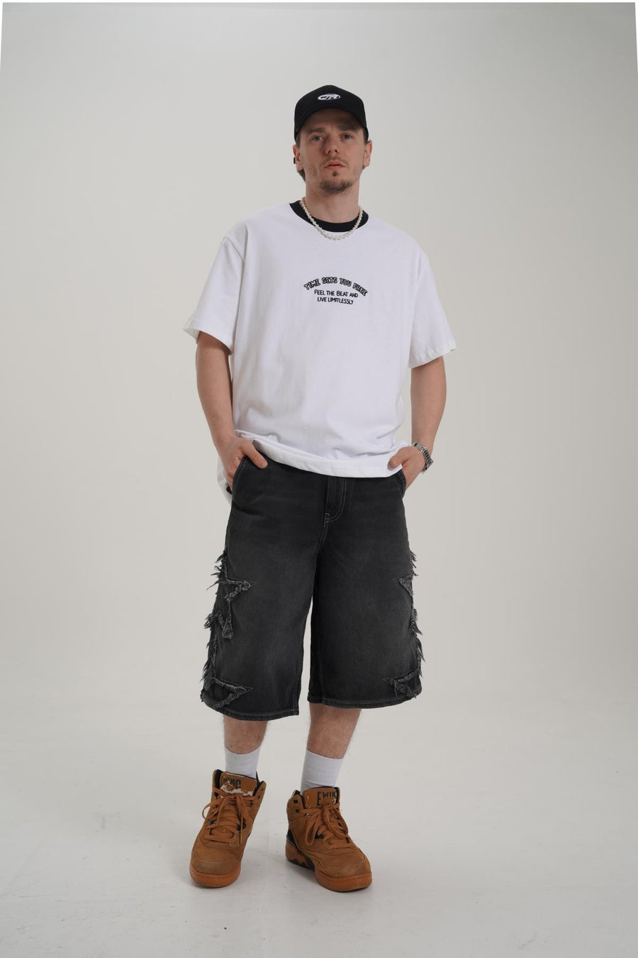 Nakışlı Beyaz Oversize Tshirt CT01 MRT26028
