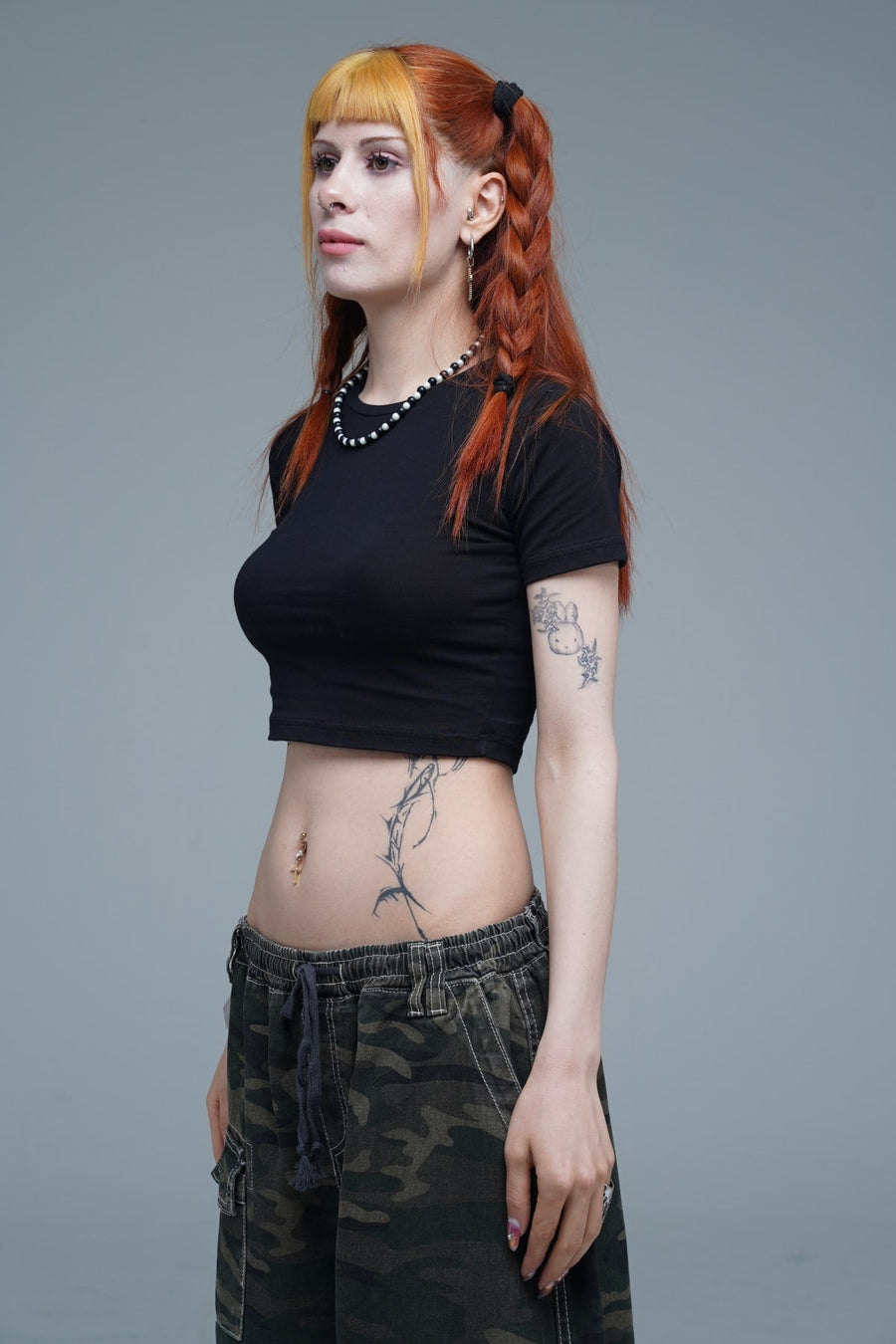 Beyaz Basic Siyah Kadın Crop Top