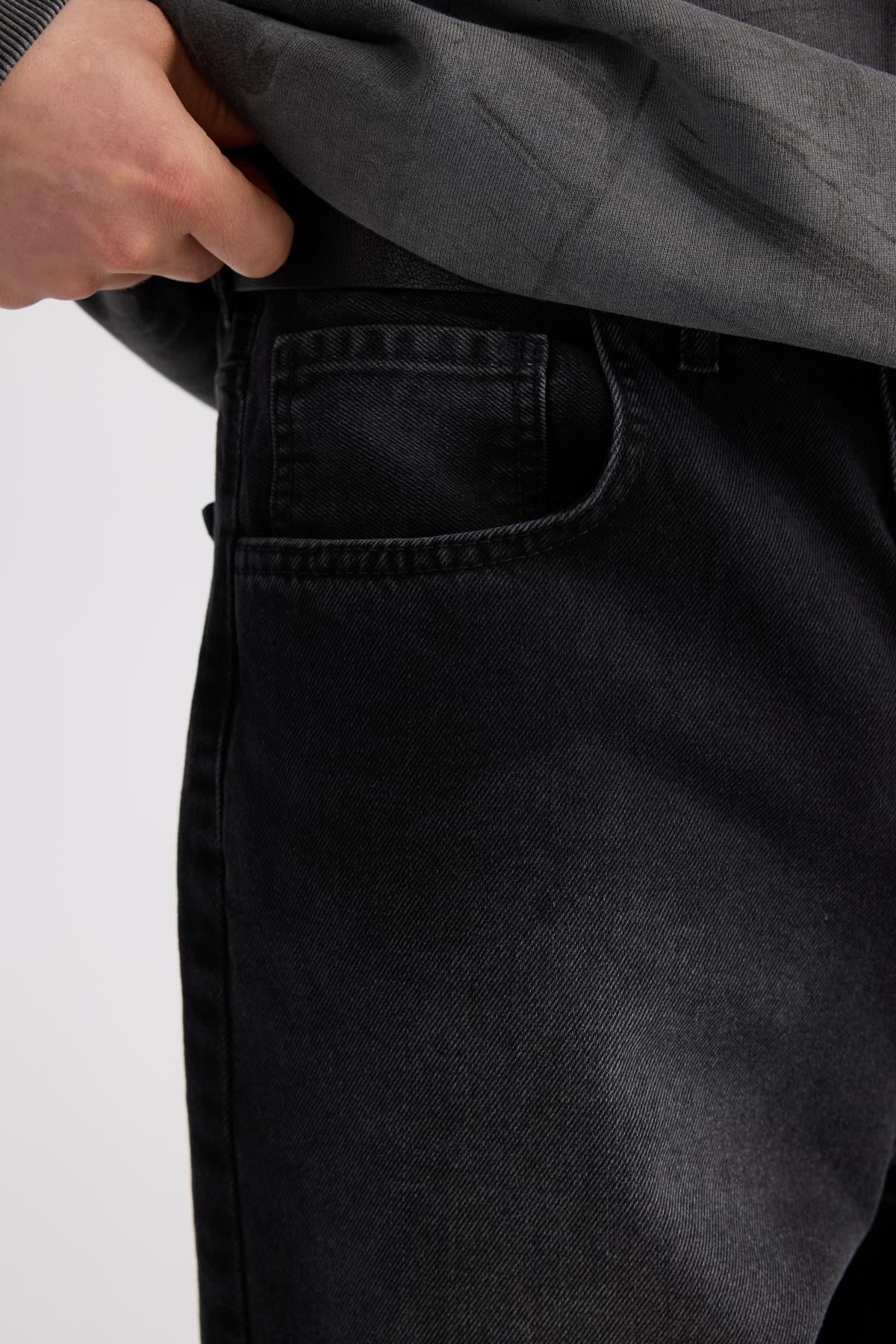 JR Yıldız Patch Detay Füme Jean Pantolon