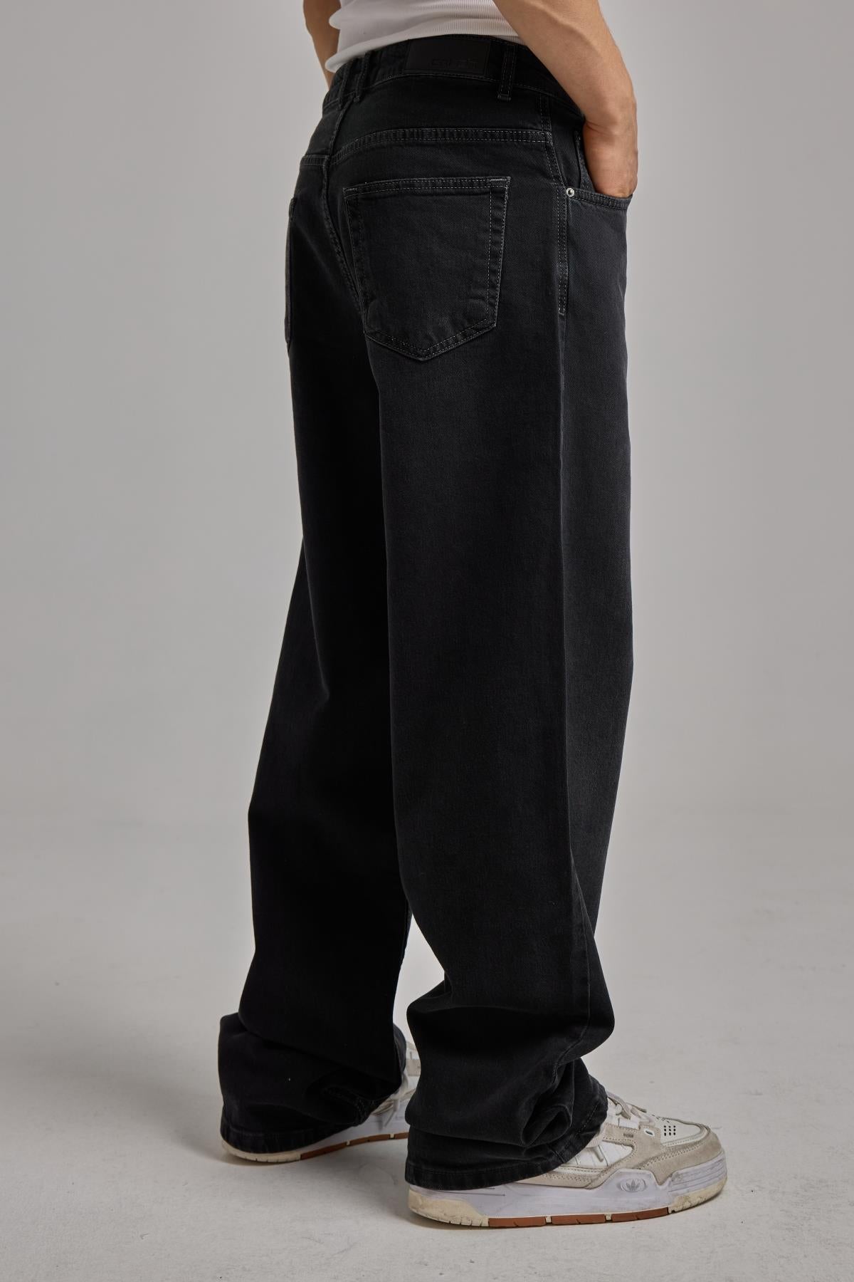 Yıkama Efektli Siyah Jean 6573-2