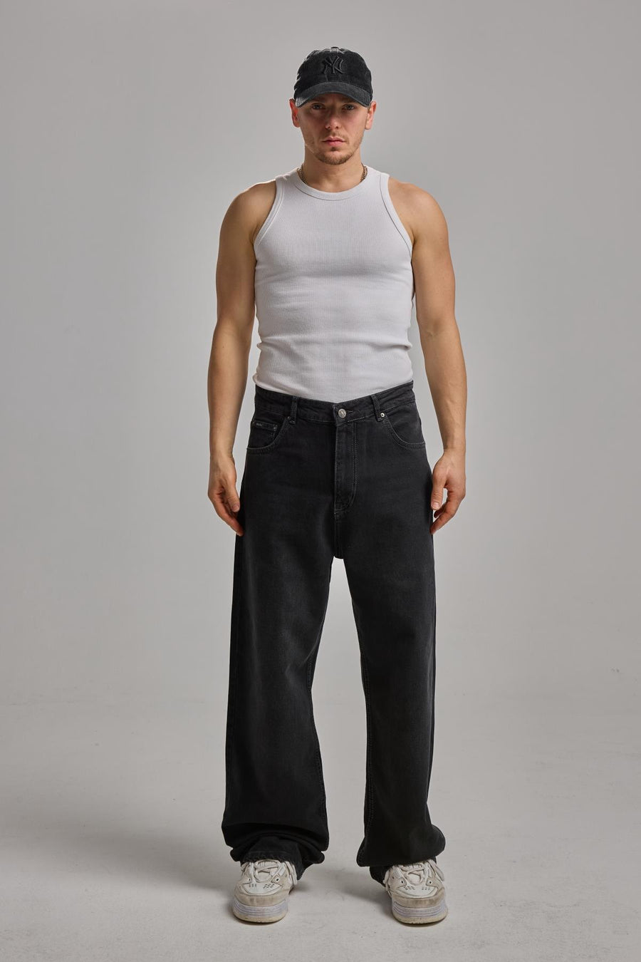Yıkama Efektli Siyah Jean 6573-2