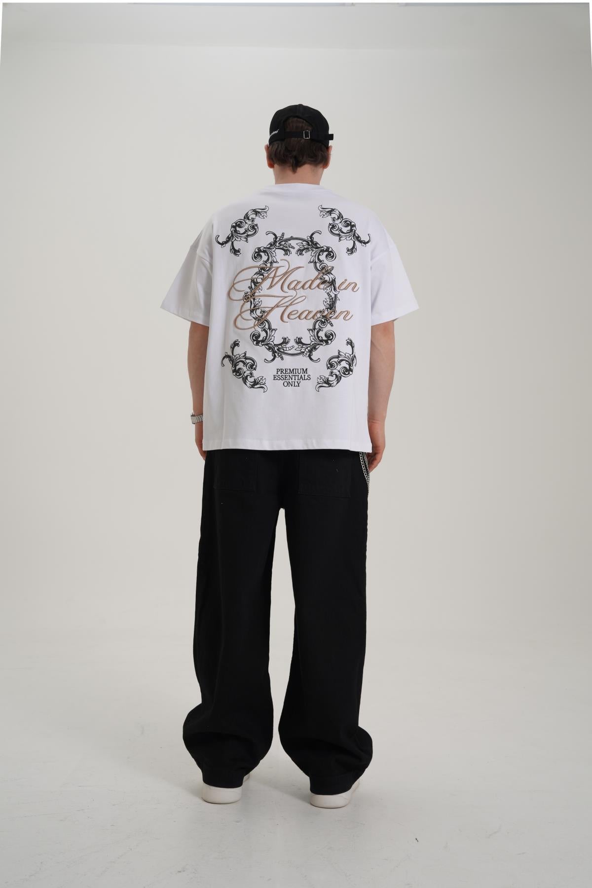 Etnik Nakışlı Beyaz Oversize Tshirt JC01 26Y109