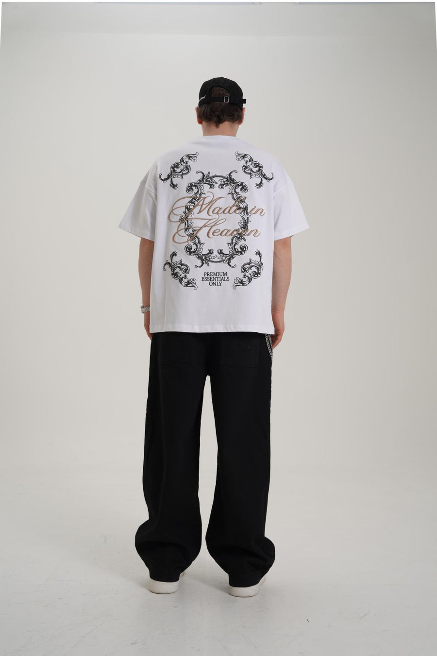 Etnik Nakışlı Beyaz Oversize Tshirt JC01 26Y109