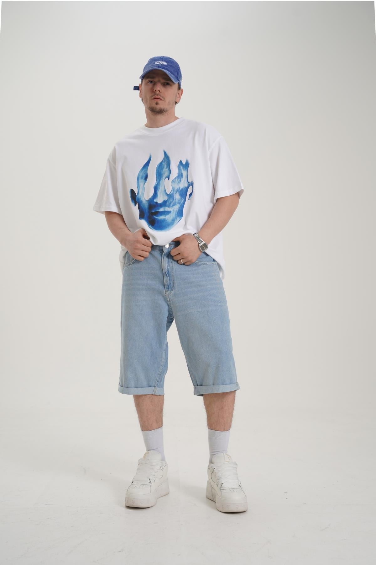 Fire Baskılı Beyaz Oversize Tshirt CT01 MRT26047