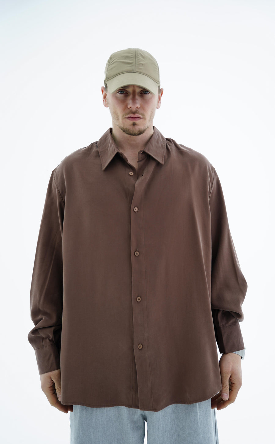Uzun Kollu Yumuşak Dokulu Kahverengi Oversize Gömlek JC01 26Y102