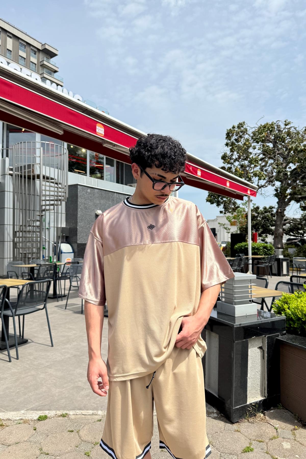 Couture Nakışlı Şerit Detay Kahve File Oversize Forma Tshirt