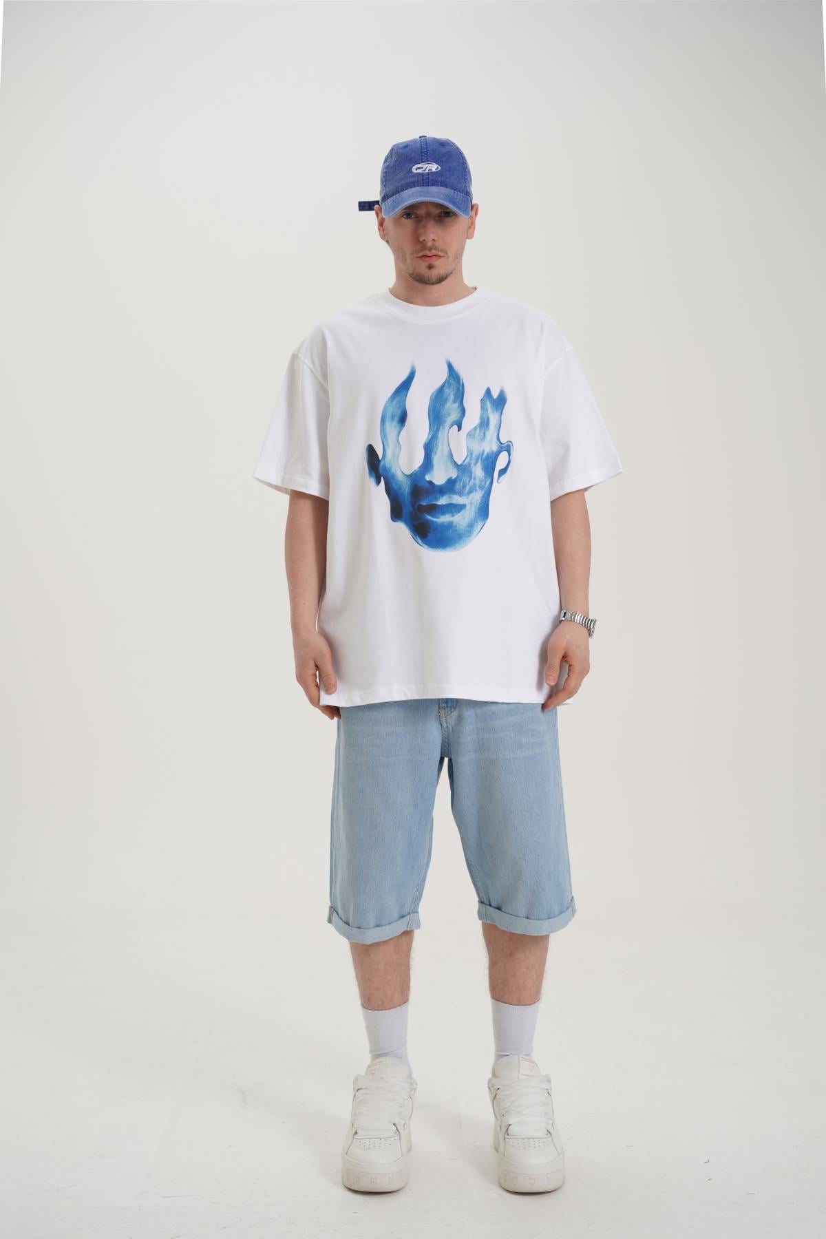 Fire Baskılı Beyaz Oversize Tshirt CT01 MRT26047