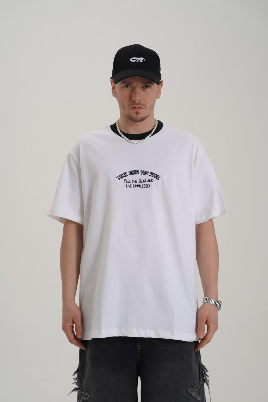 Nakışlı Beyaz Oversize Tshirt CT01 MRT26028