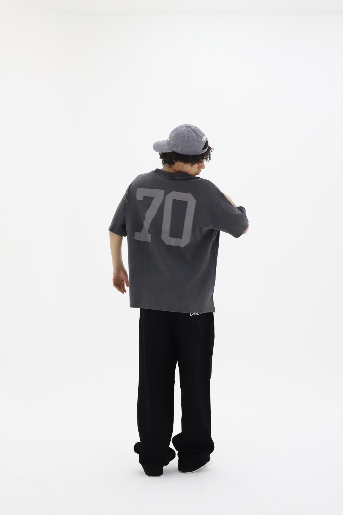 Seventy Baskılı Siyah Yıkama Efektli Oversize Tshirt CT01 25CY043