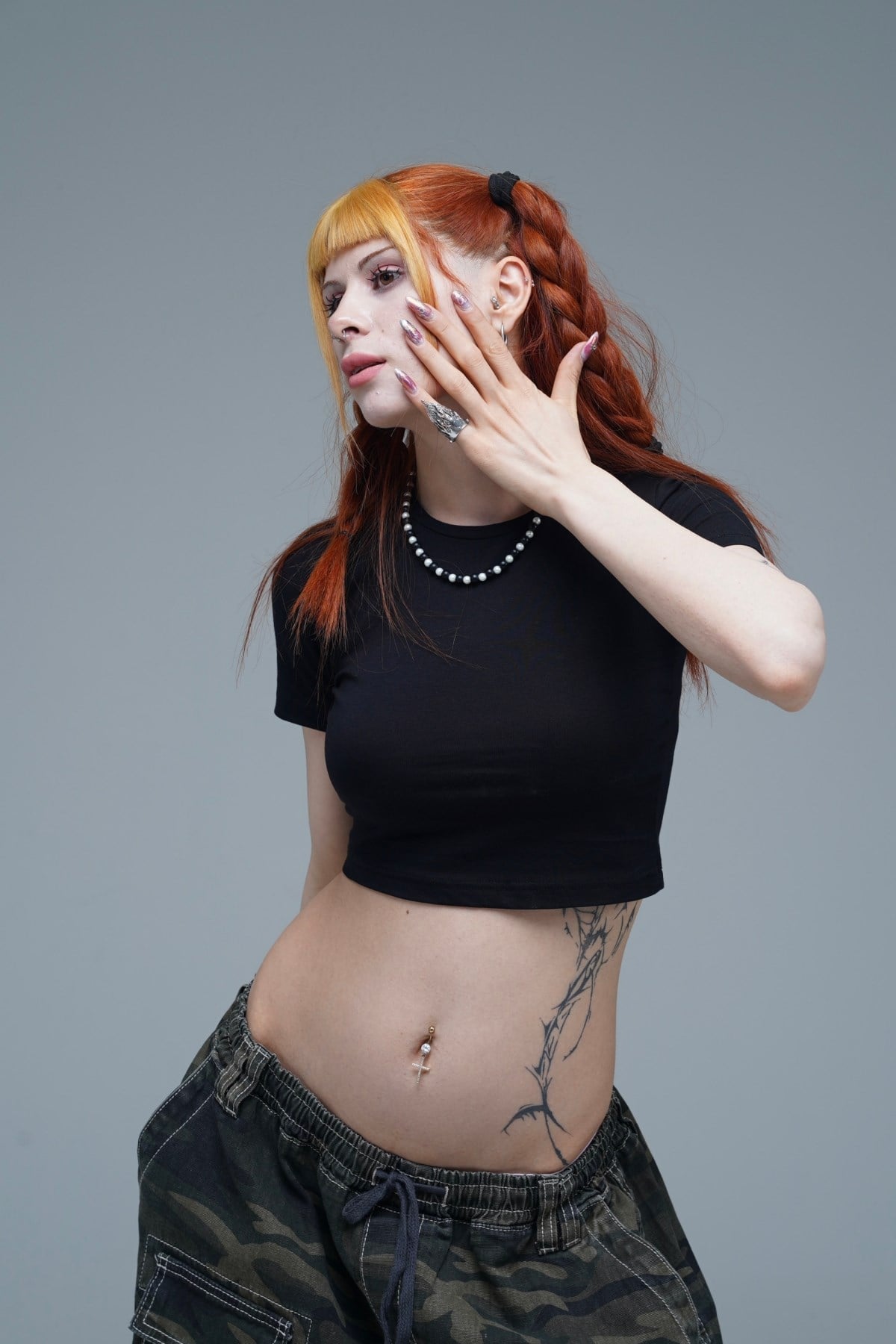 Beyaz Basic Siyah Kadın Crop Top