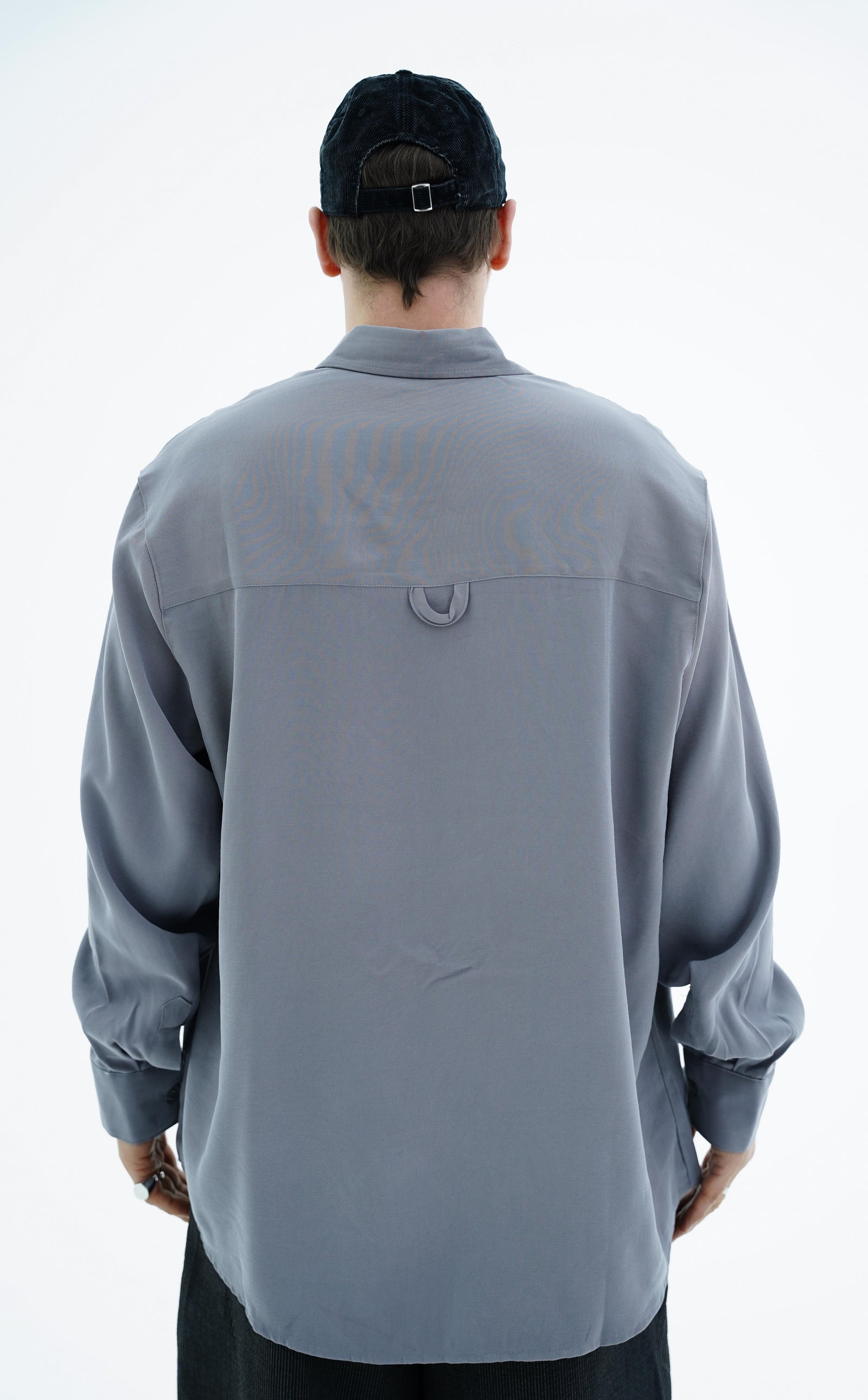 Uzun Kollu Yumuşak Dokulu Gri Oversize Gömlek JC01 26Y102