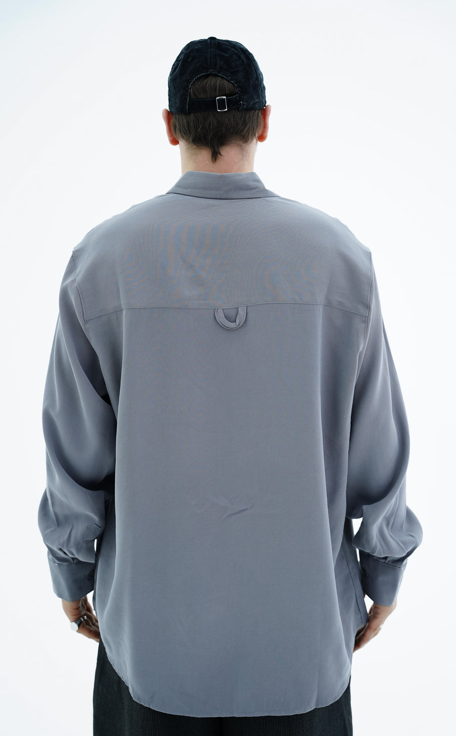 Uzun Kollu Yumuşak Dokulu Gri Oversize Gömlek JC01 26Y102